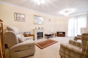 LOUNGE- click for photo gallery